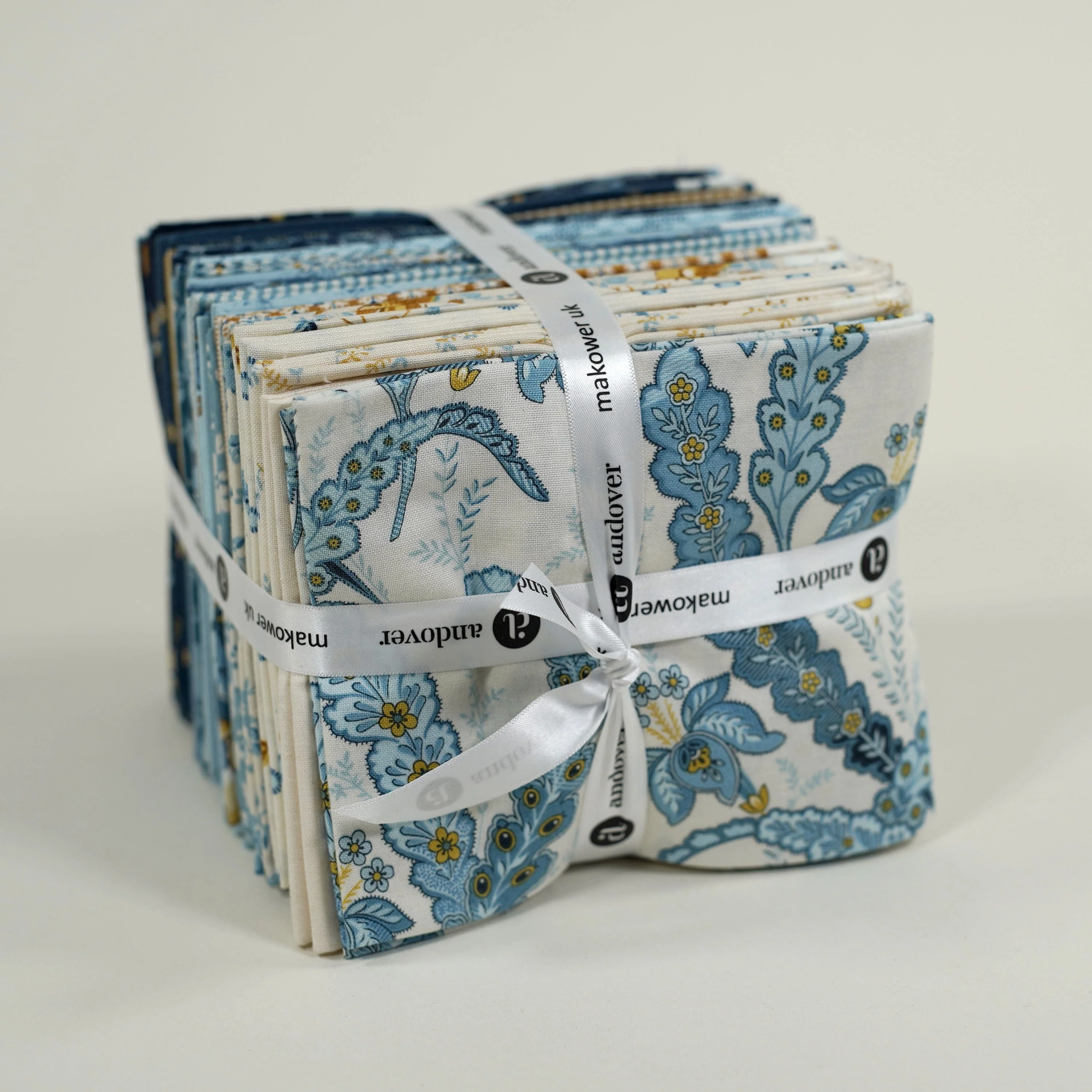 Andover Fabric Beach House Fat Quarter Bundle 30 Piece