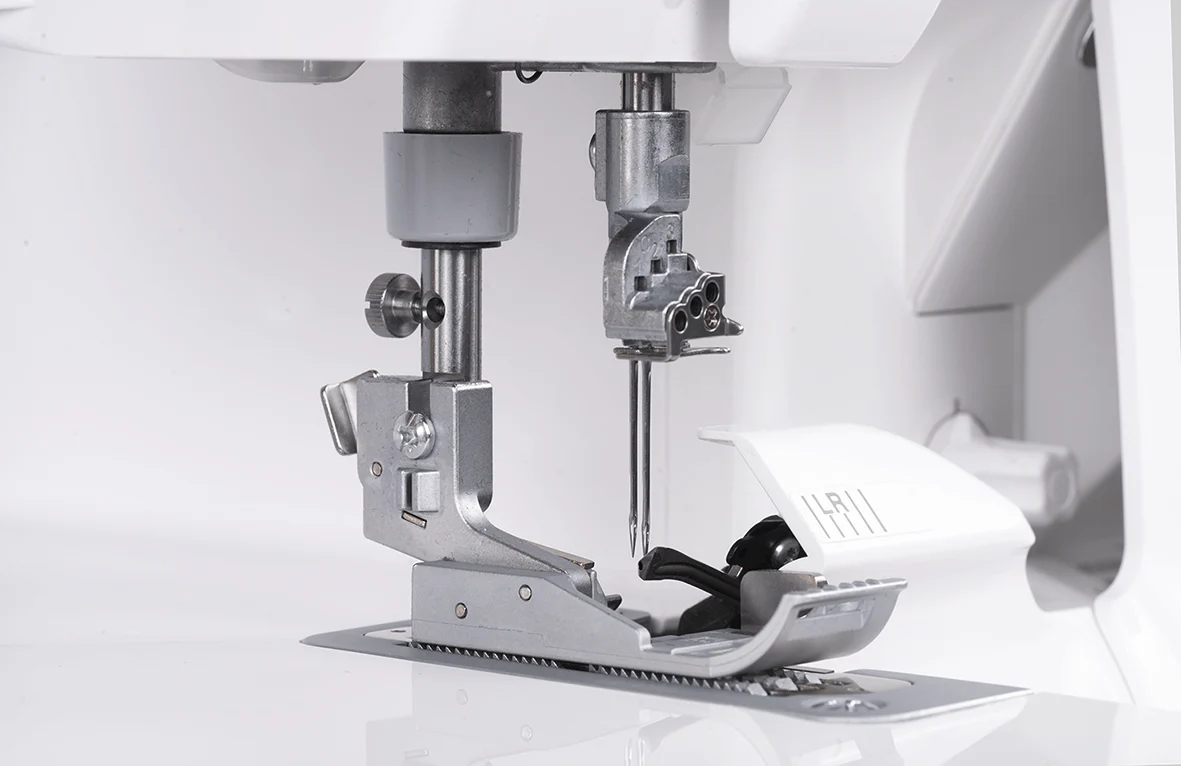 baby lock Aspire Coverlock Machine Ex Display - Image 6