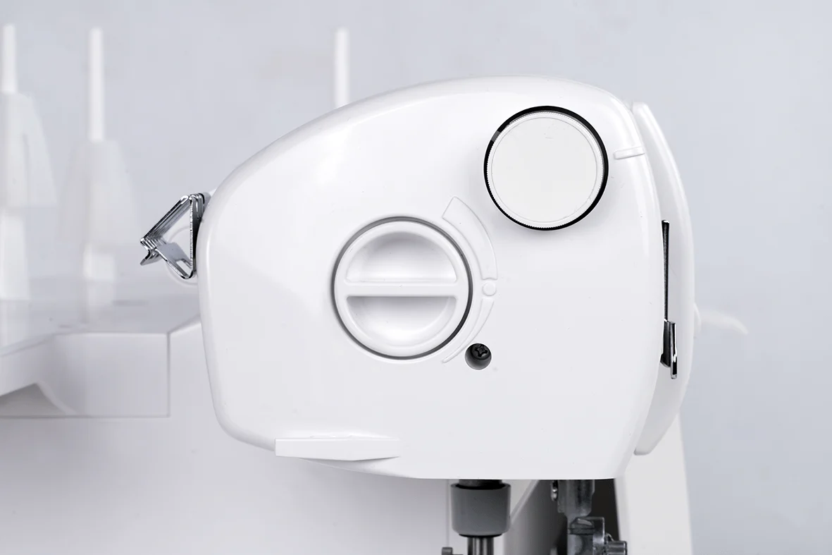 baby lock Aspire Coverlock Machine Ex Display - Image 9
