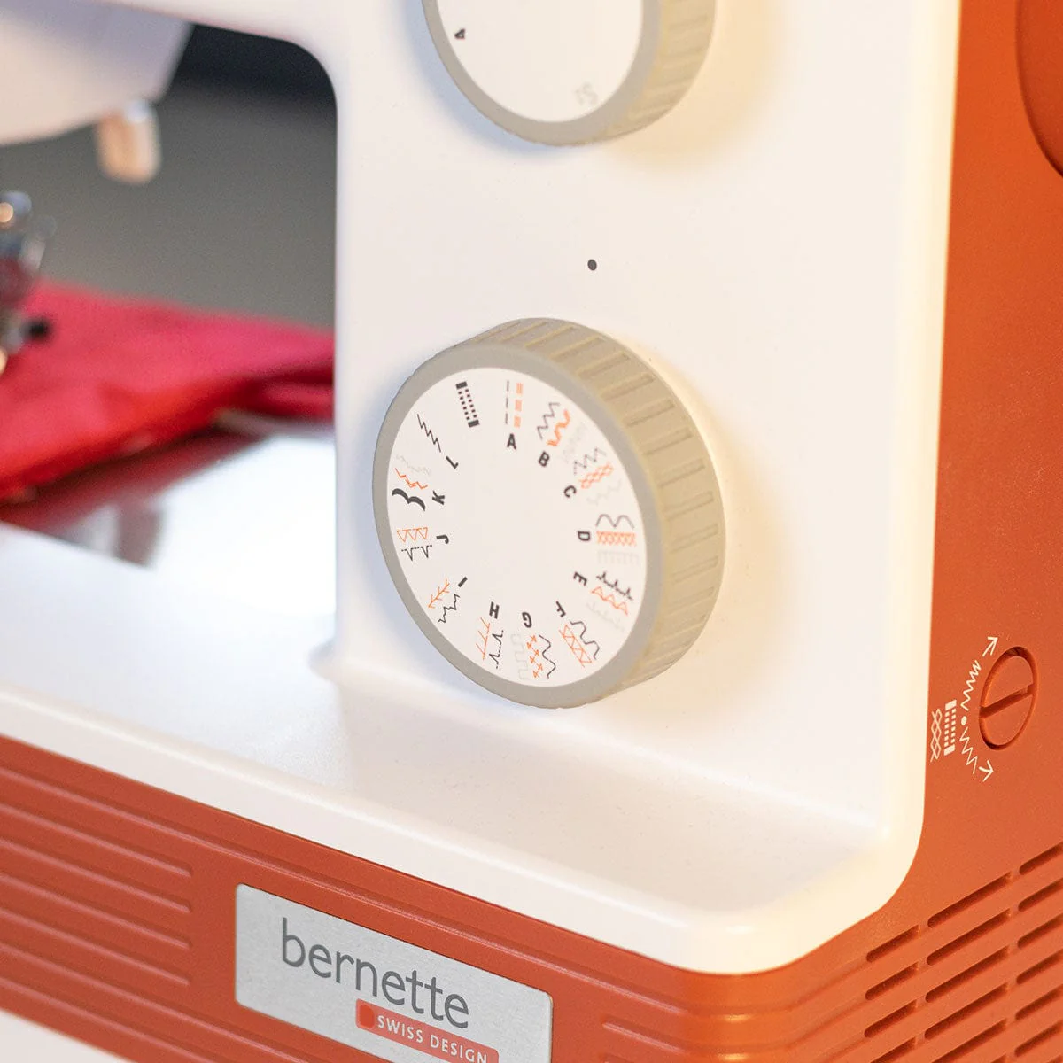 Bernette 05 Crafter Heavy Duty Sewing Machine - Image 9