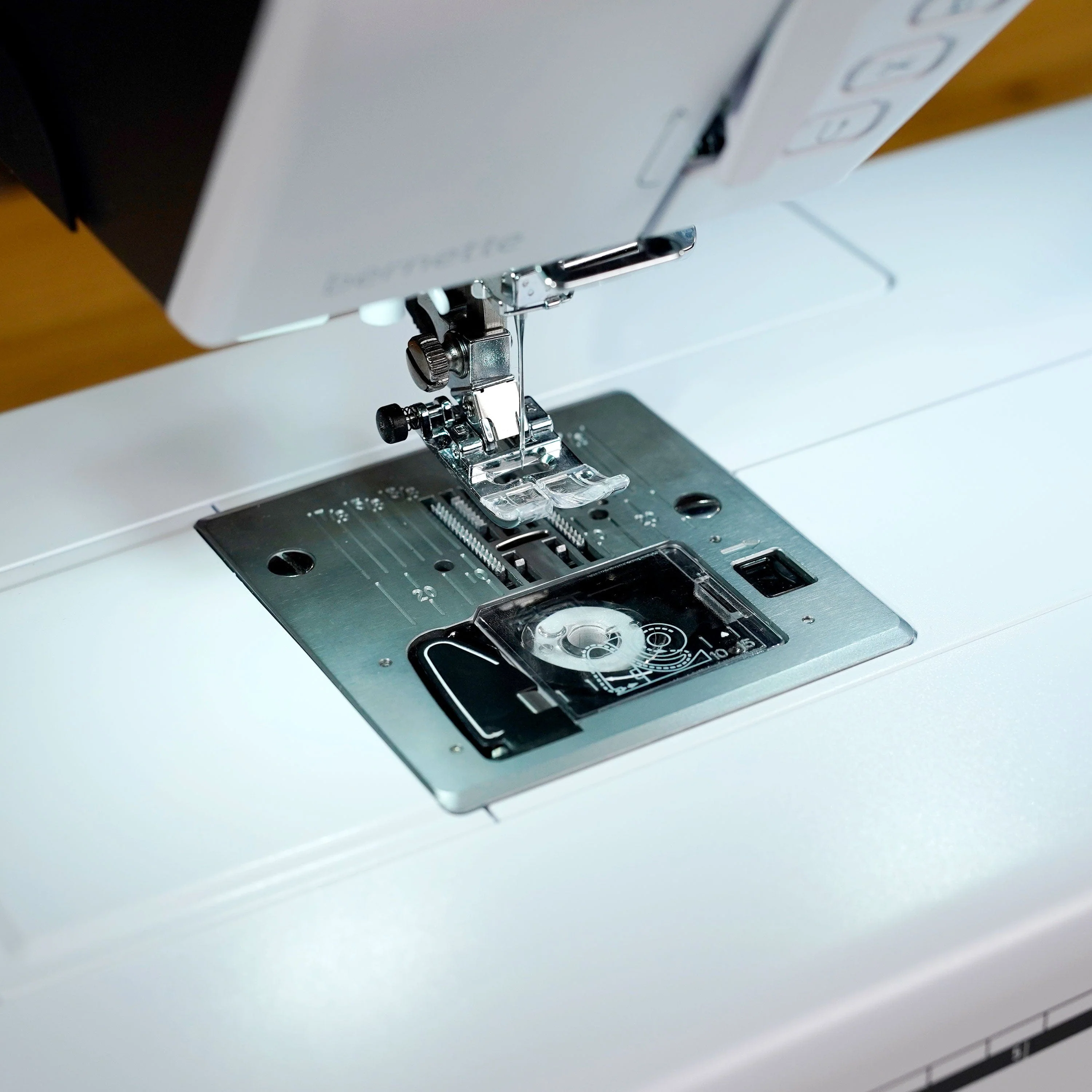 Bernette B77 Sewing Machine - Image 12