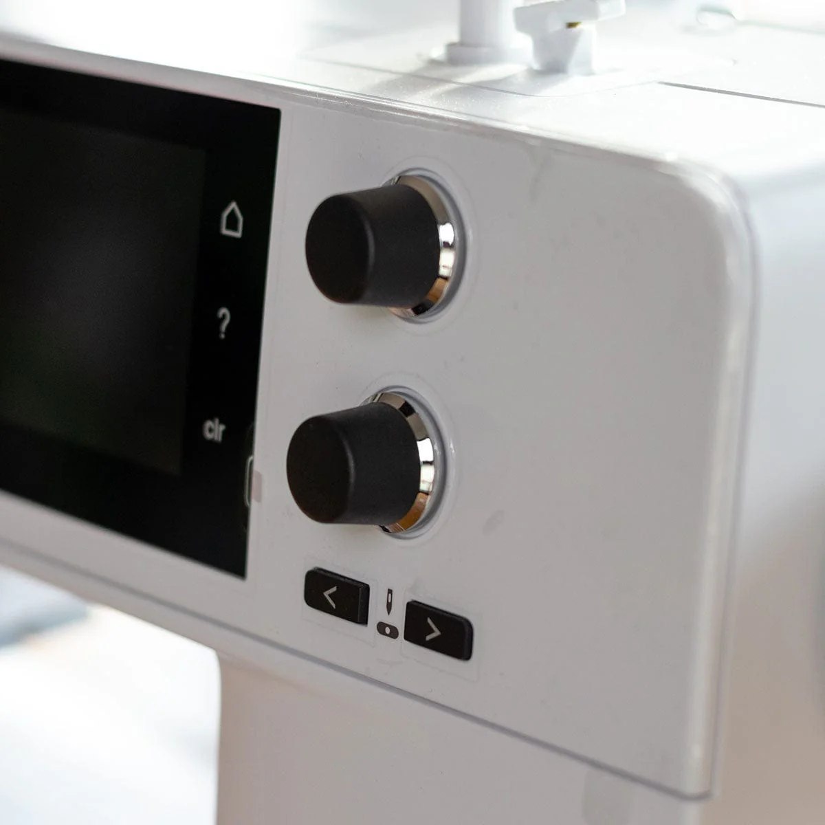Bernina 435 Sewing Machine - Image 4
