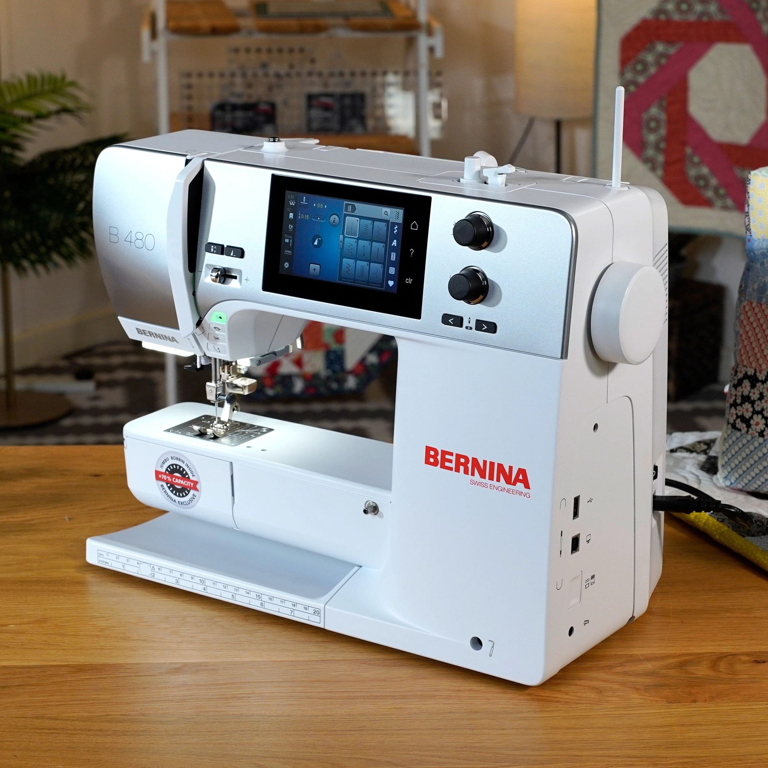 Bernina 480 Sewing Machine - Image 15