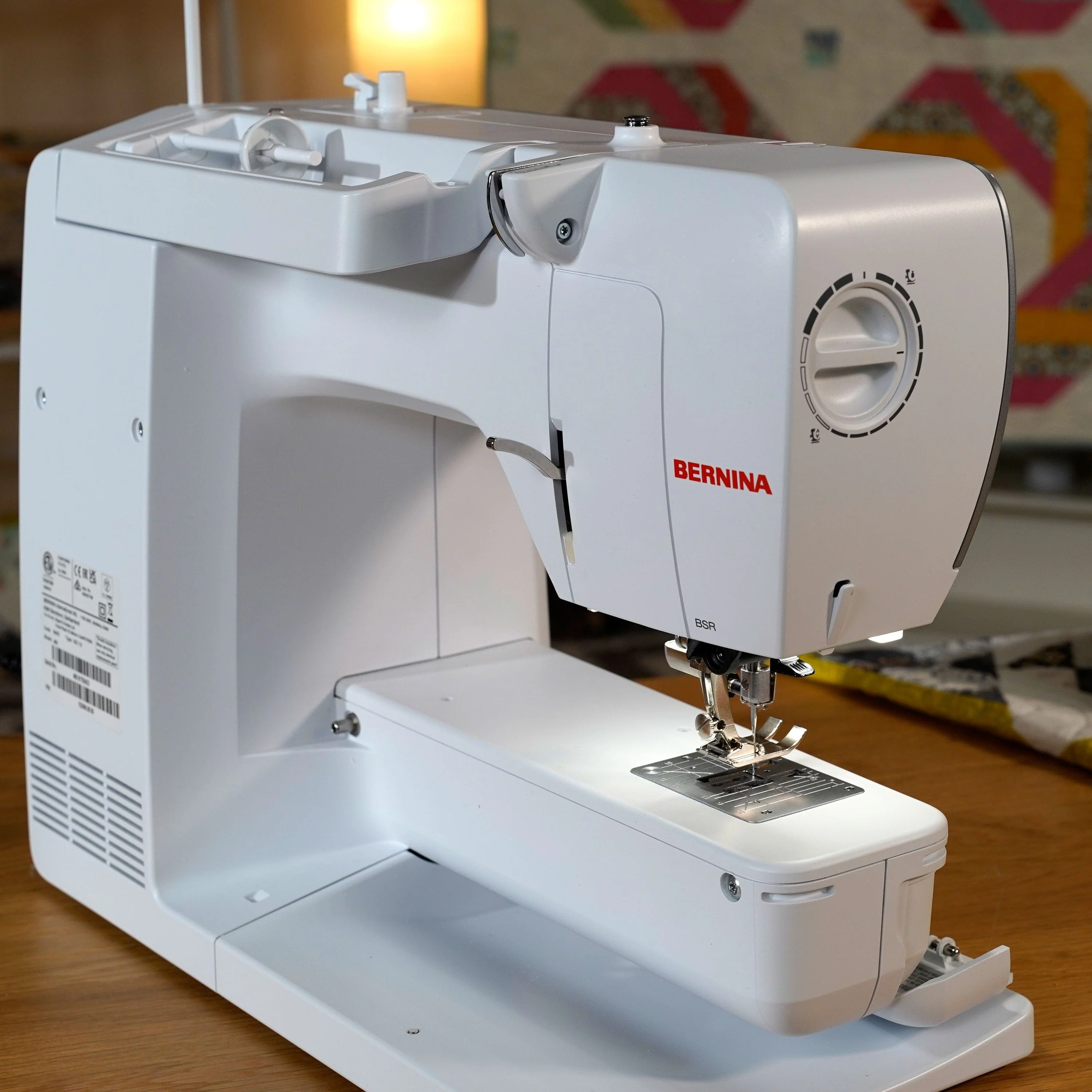 Bernina 480 Sewing Machine - Image 17