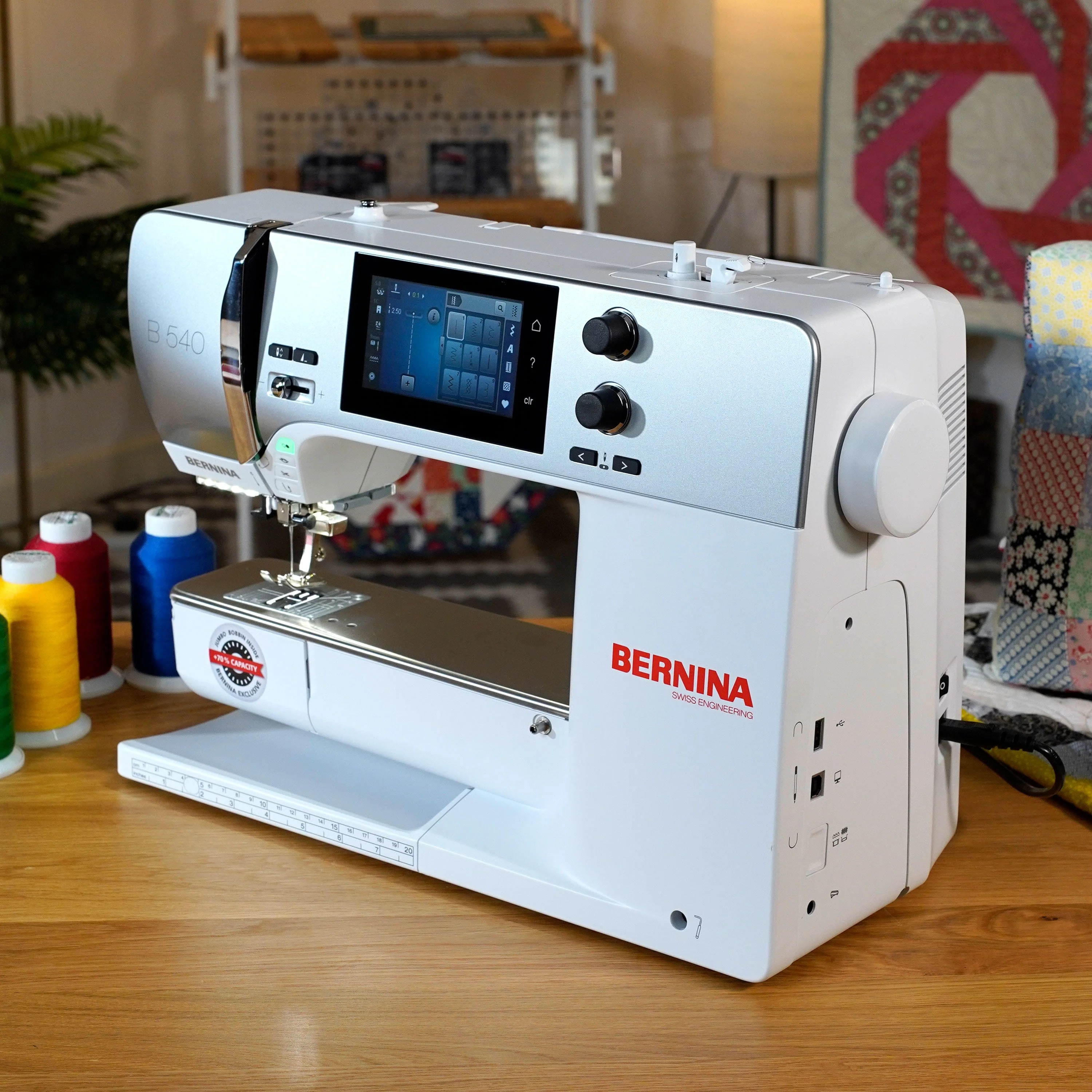 Bernina 540 Sewing Machine - Image 17