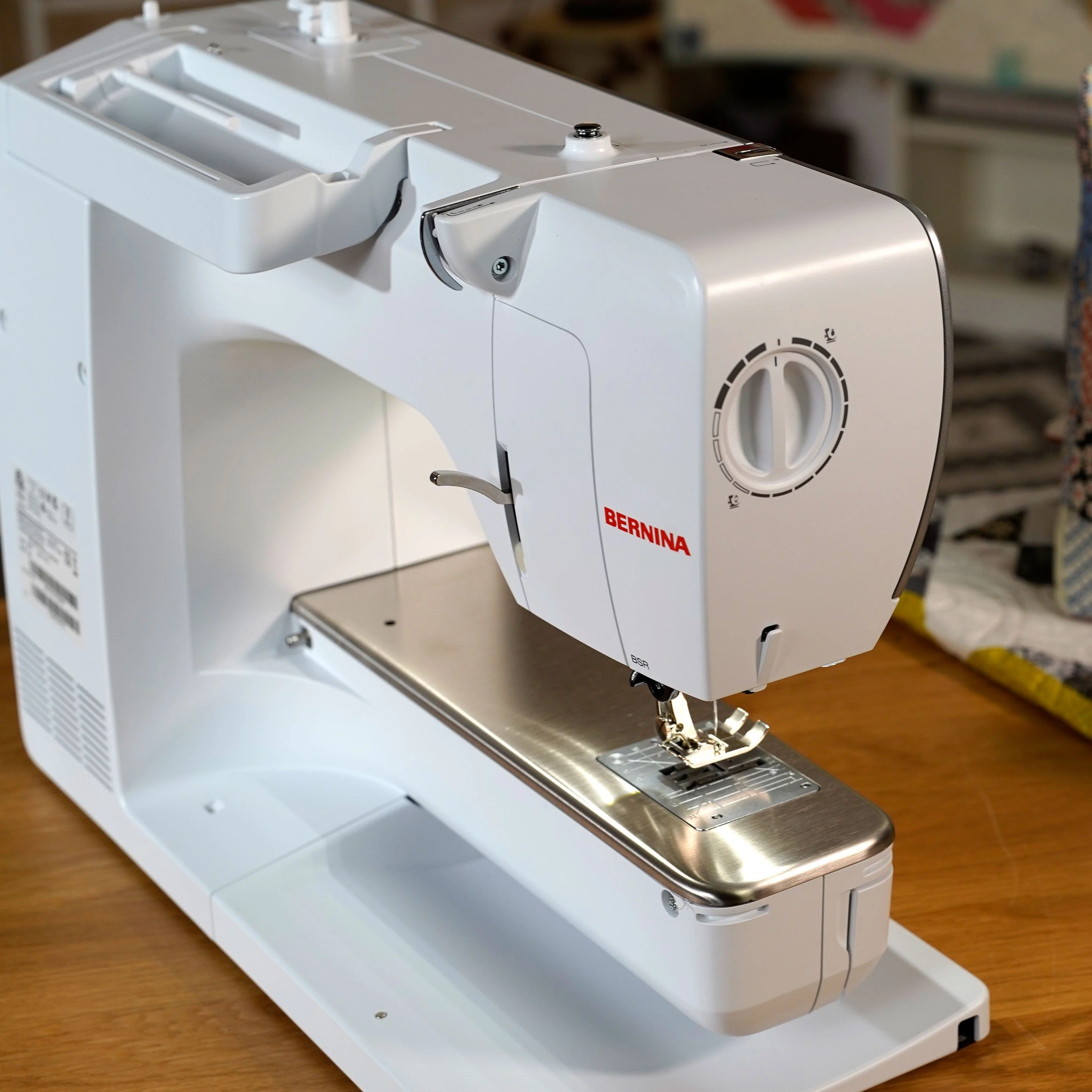 Bernina 540 Sewing Machine - Image 18