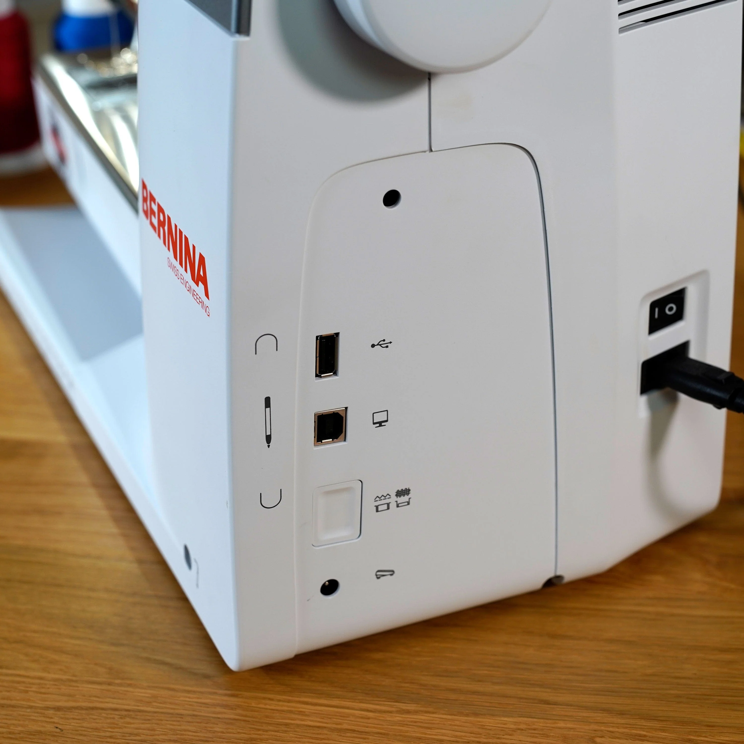 Bernina 540 Sewing Machine - Image 20