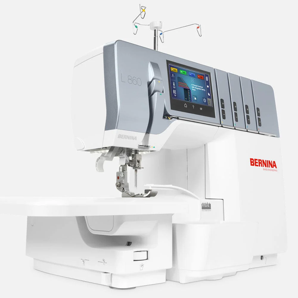 Bernina L860 Overlocker - Image 15