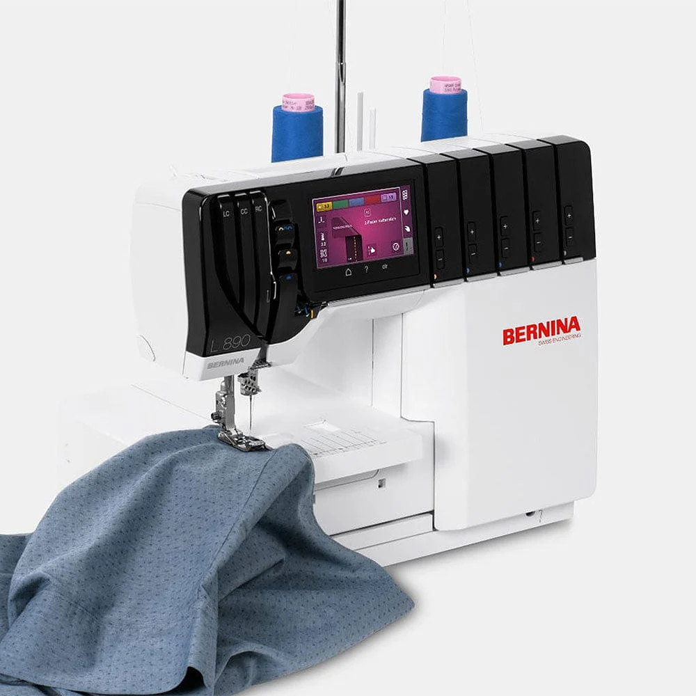 Bernina L890 Overlocker & Coverstitch Machine - Image 17