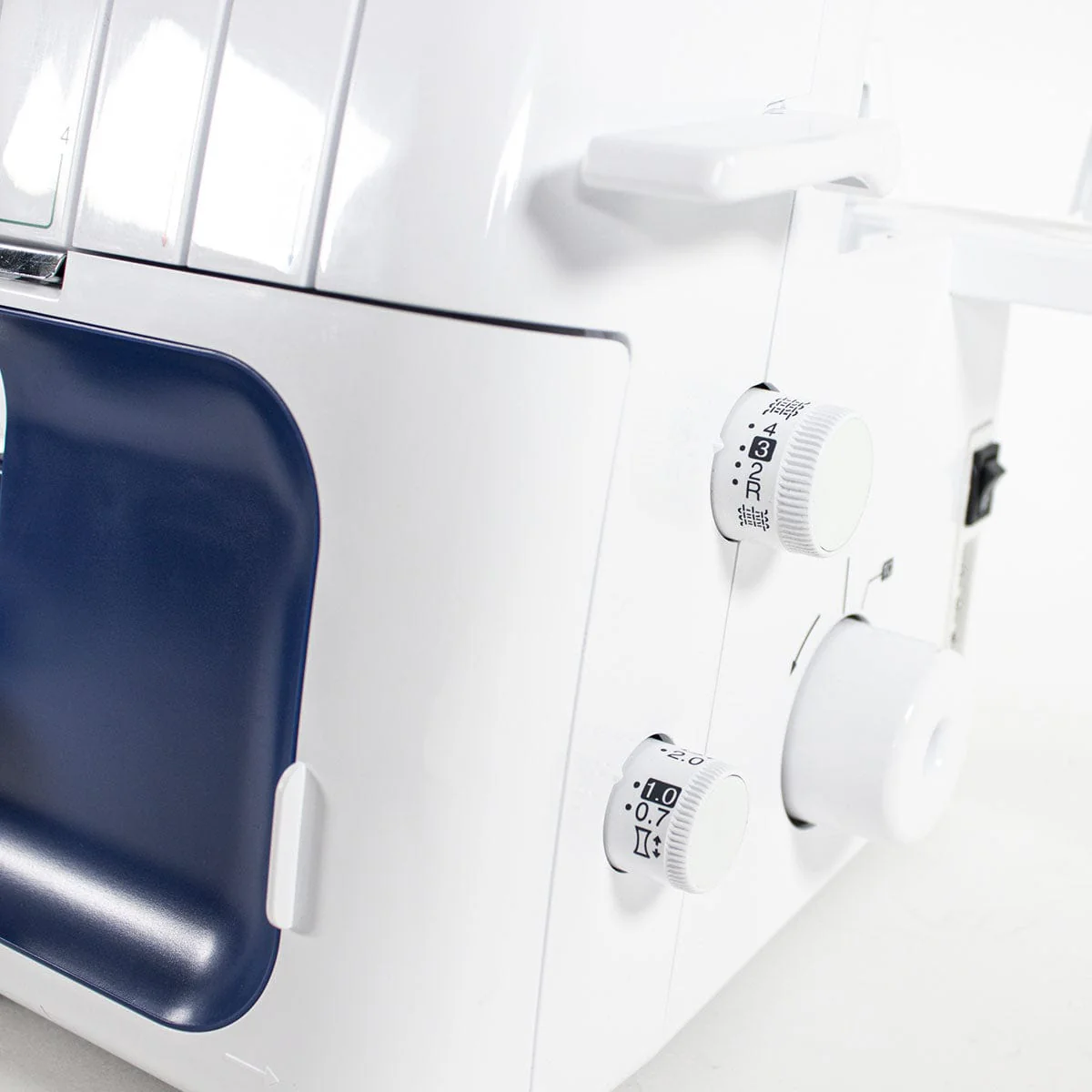 Brother 4234D Overlocker - Image 12