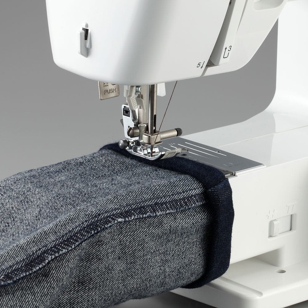Brother HF37 Strong & Tough Sewing Machine EX-Demostration INC Free Carry Bag - Image 10
