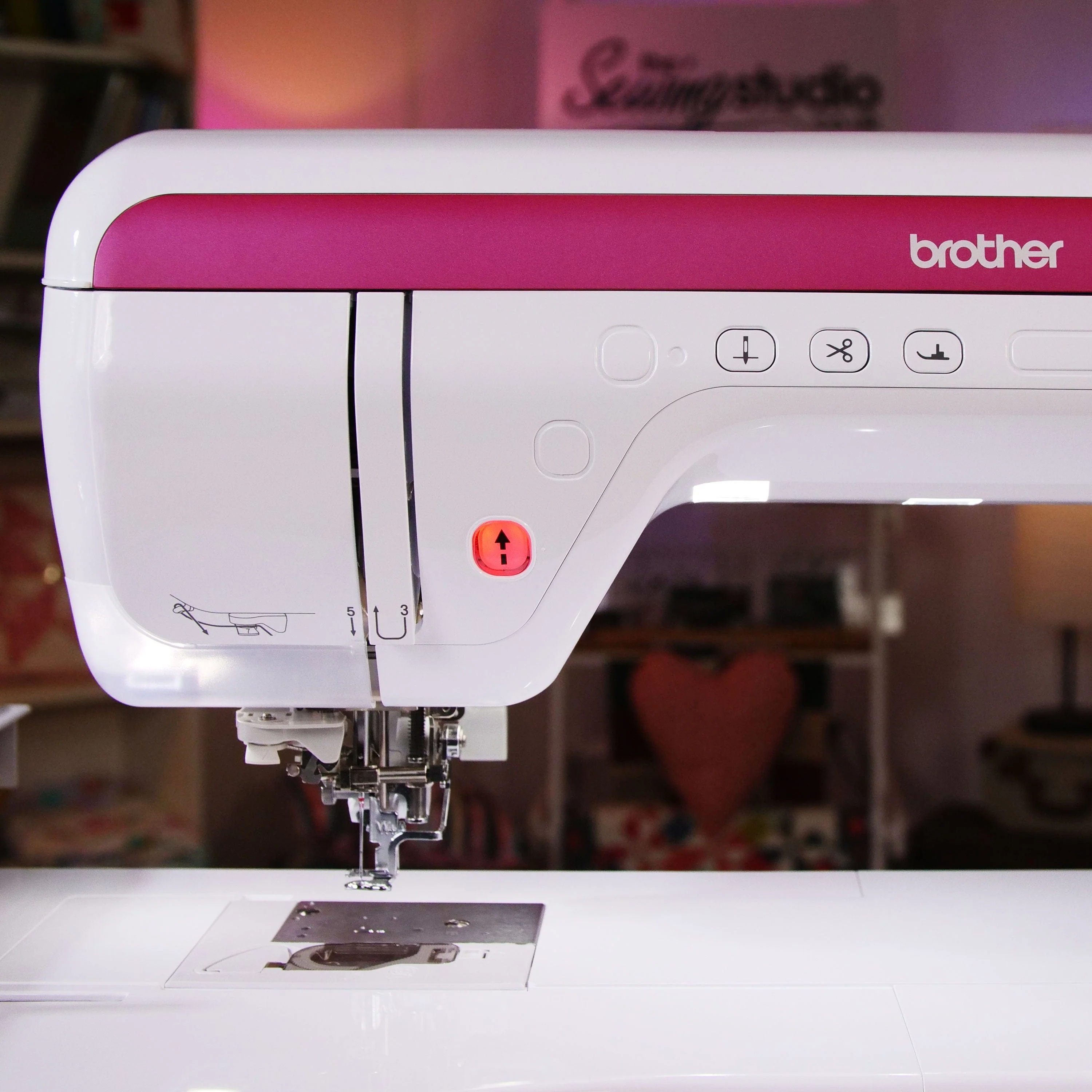Brother Innov-is V3LE Embroidery Machine - Image 17