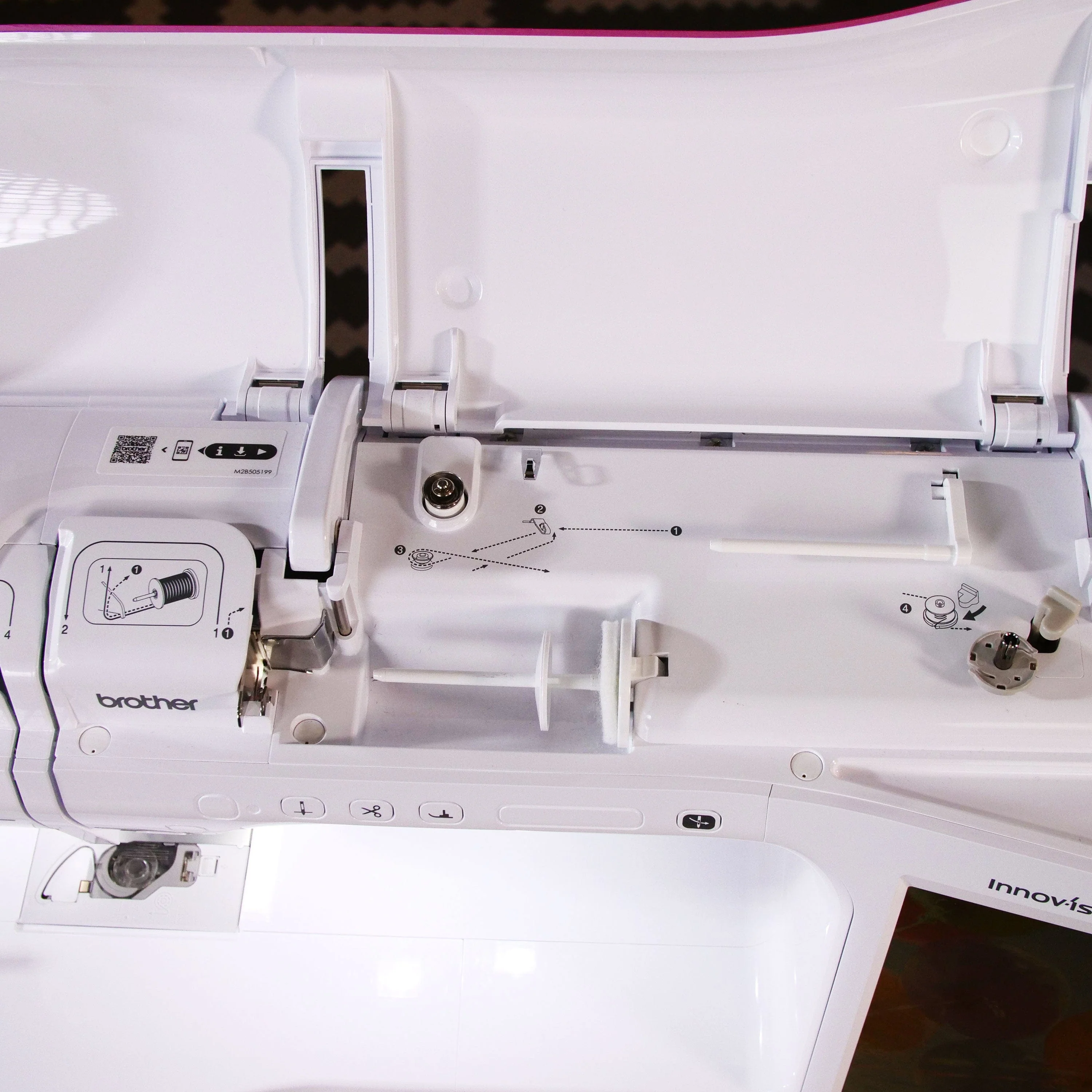 Brother Innov-is V3LE Embroidery Machine - Image 18