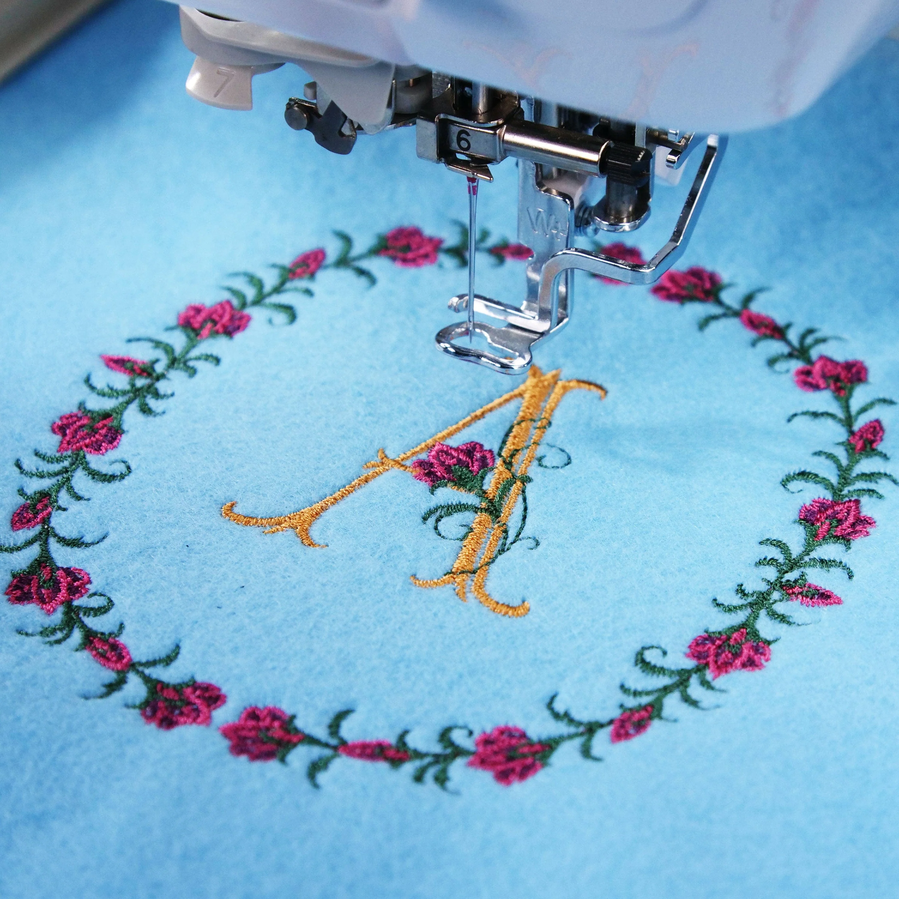 Brother Innov-is V3LE Embroidery Machine - Image 22
