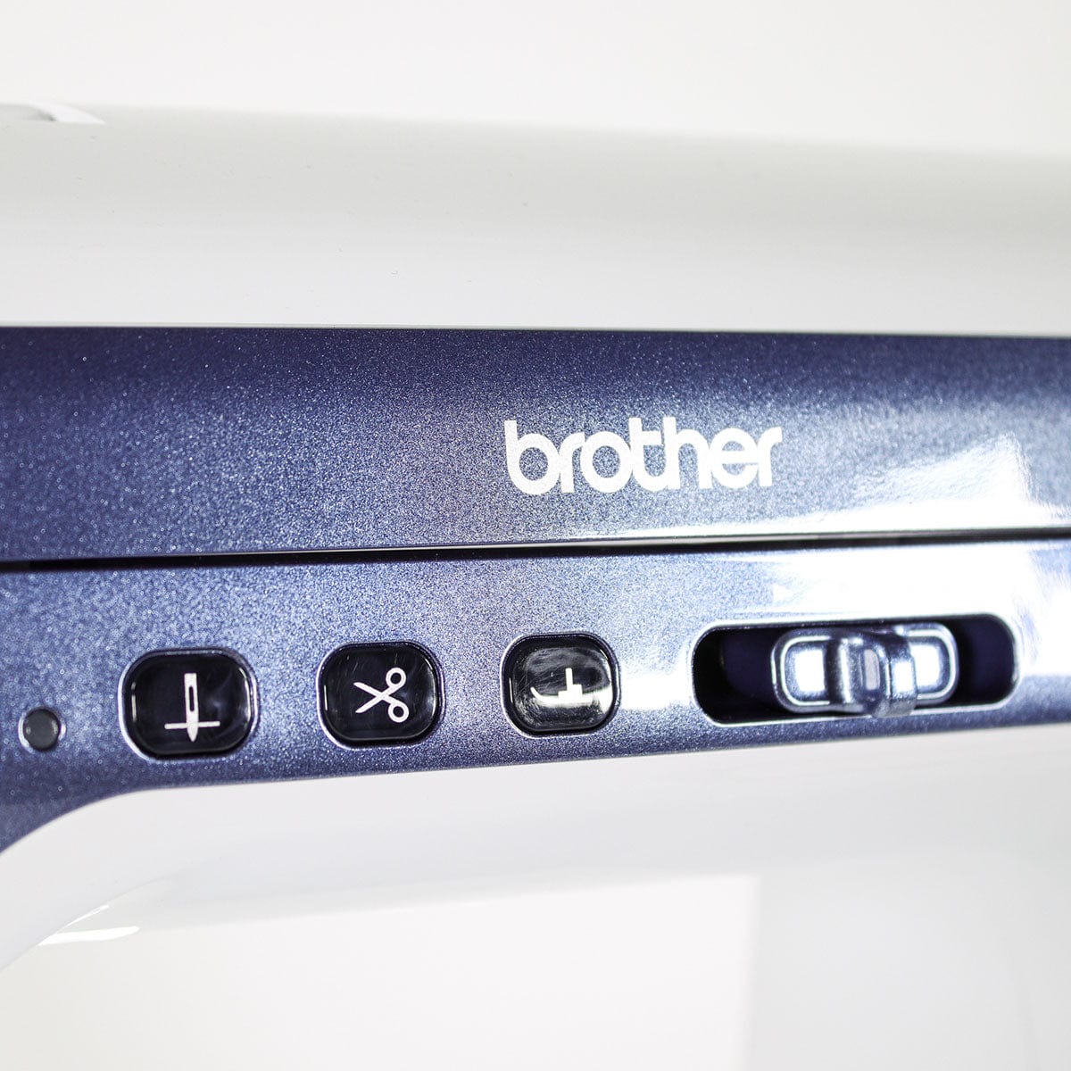 Brother Innov-is V5LE Sewing & Embroidery Machine - Image 15