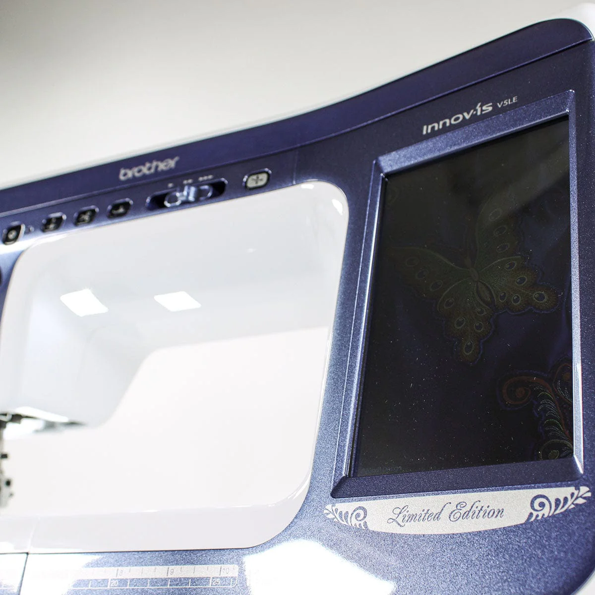 Brother Innov-is V5LE Sewing & Embroidery Machine - Image 18