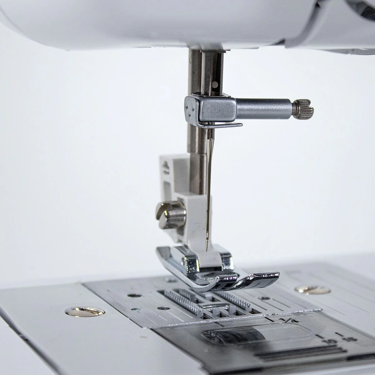 Brother L14S Sewing Machine - Image 15