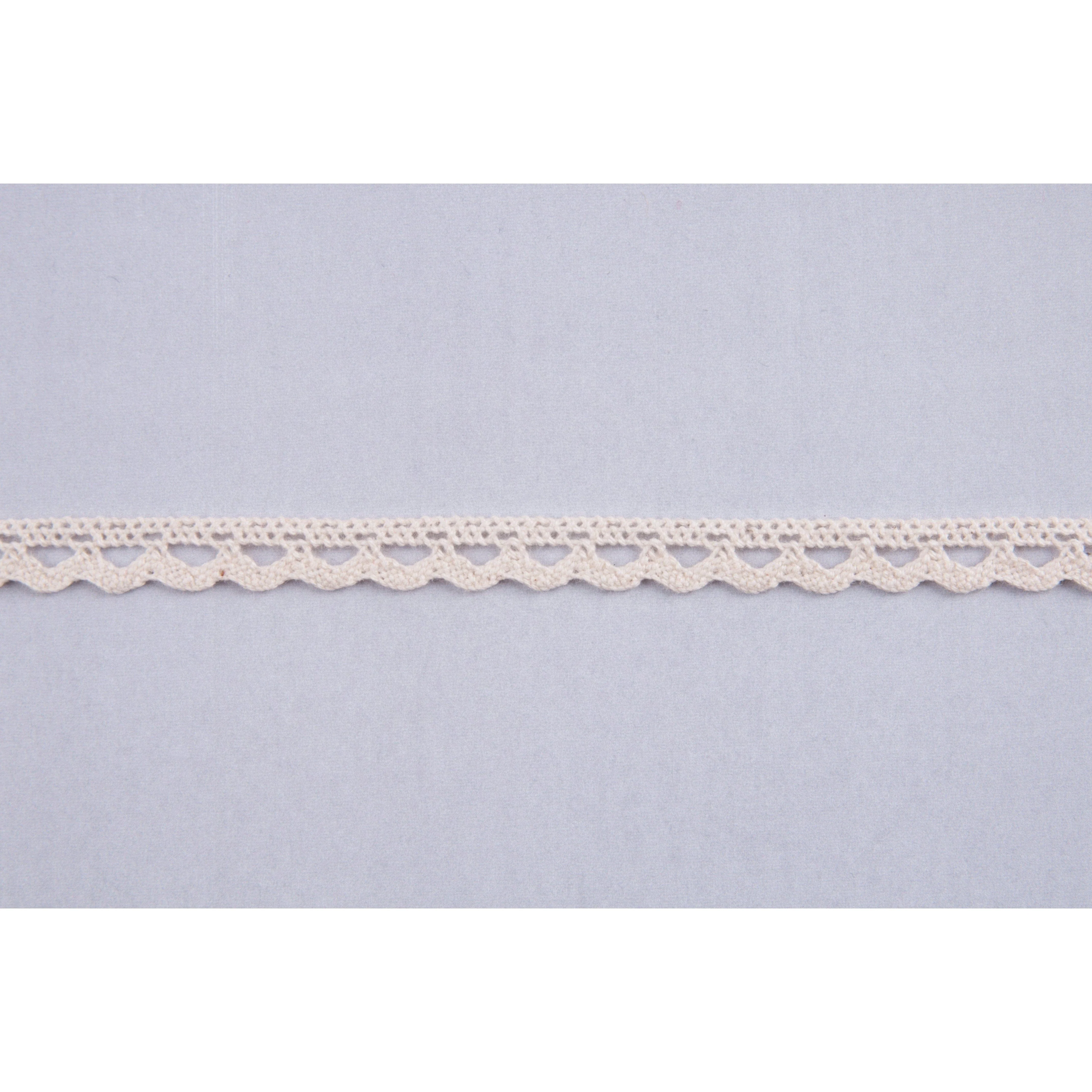 Cotton Lace Trim: 10mm wide: Natural. Price per metre.