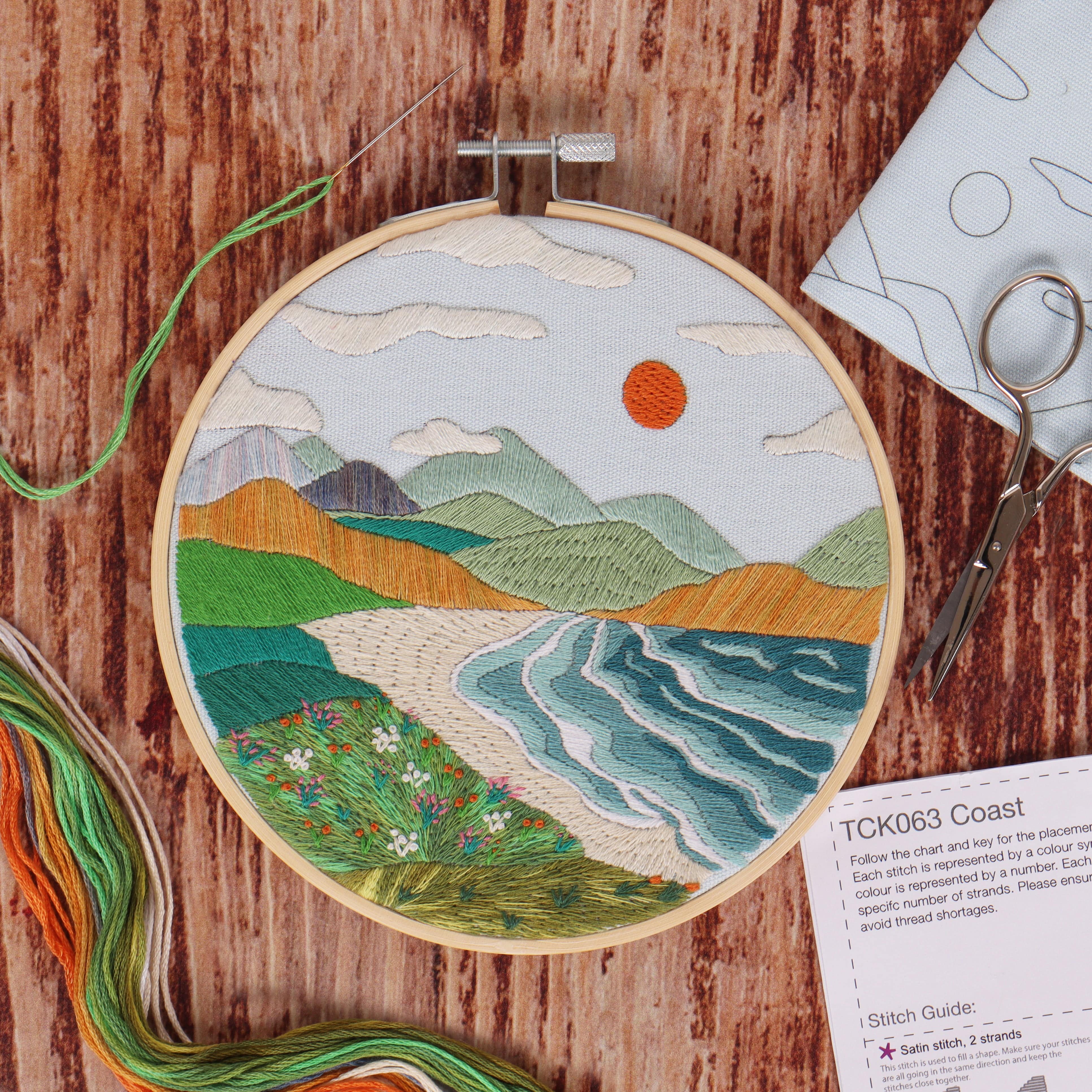 Embroidery Hoop Kit Coast Landscape - Image 3