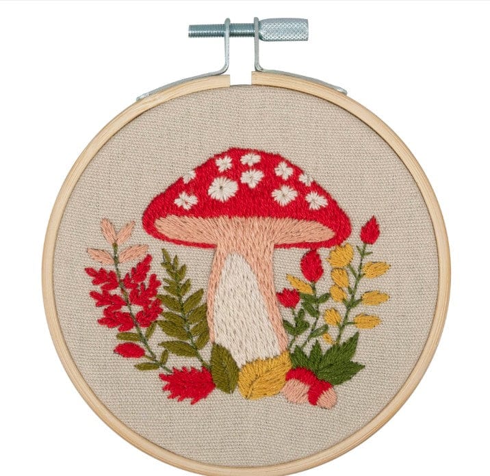 Embroidery Hoop Kit Mini Woodland - Image 2