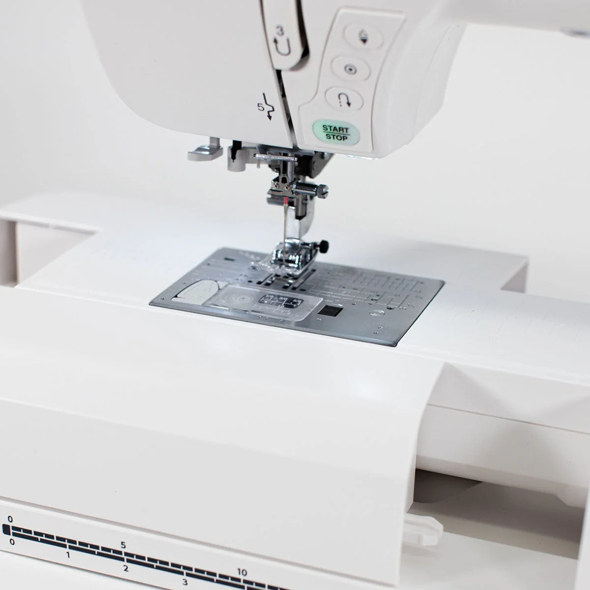 Janome 8200QCP SE Sewing Machine - Image 15