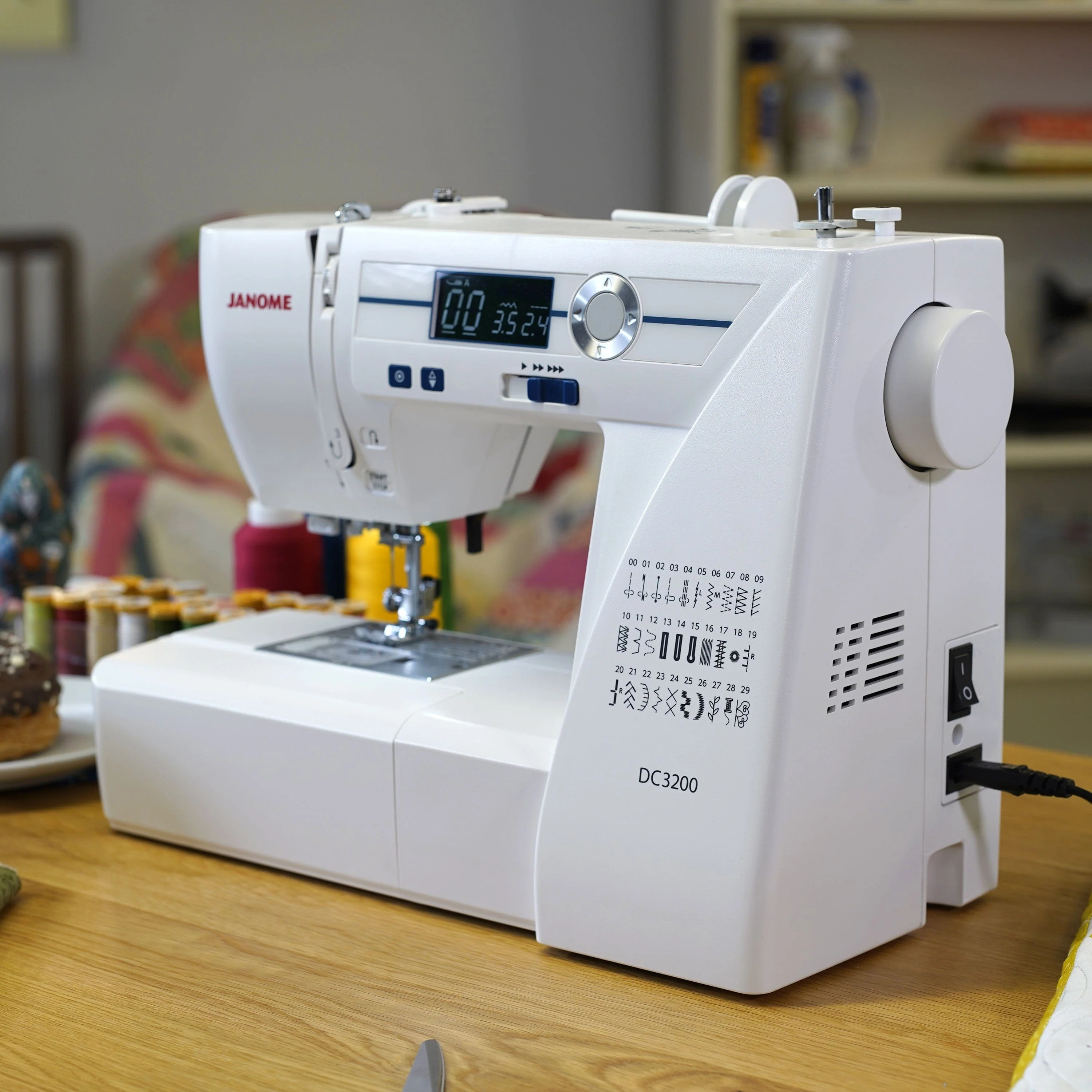 Janome DC3200 Sewing Machine EX-DISPLAY - Image 10