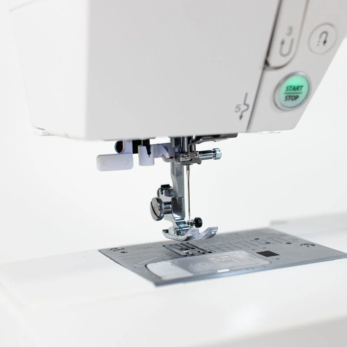Janome DKS100 SE Sewing Machine - Image 12