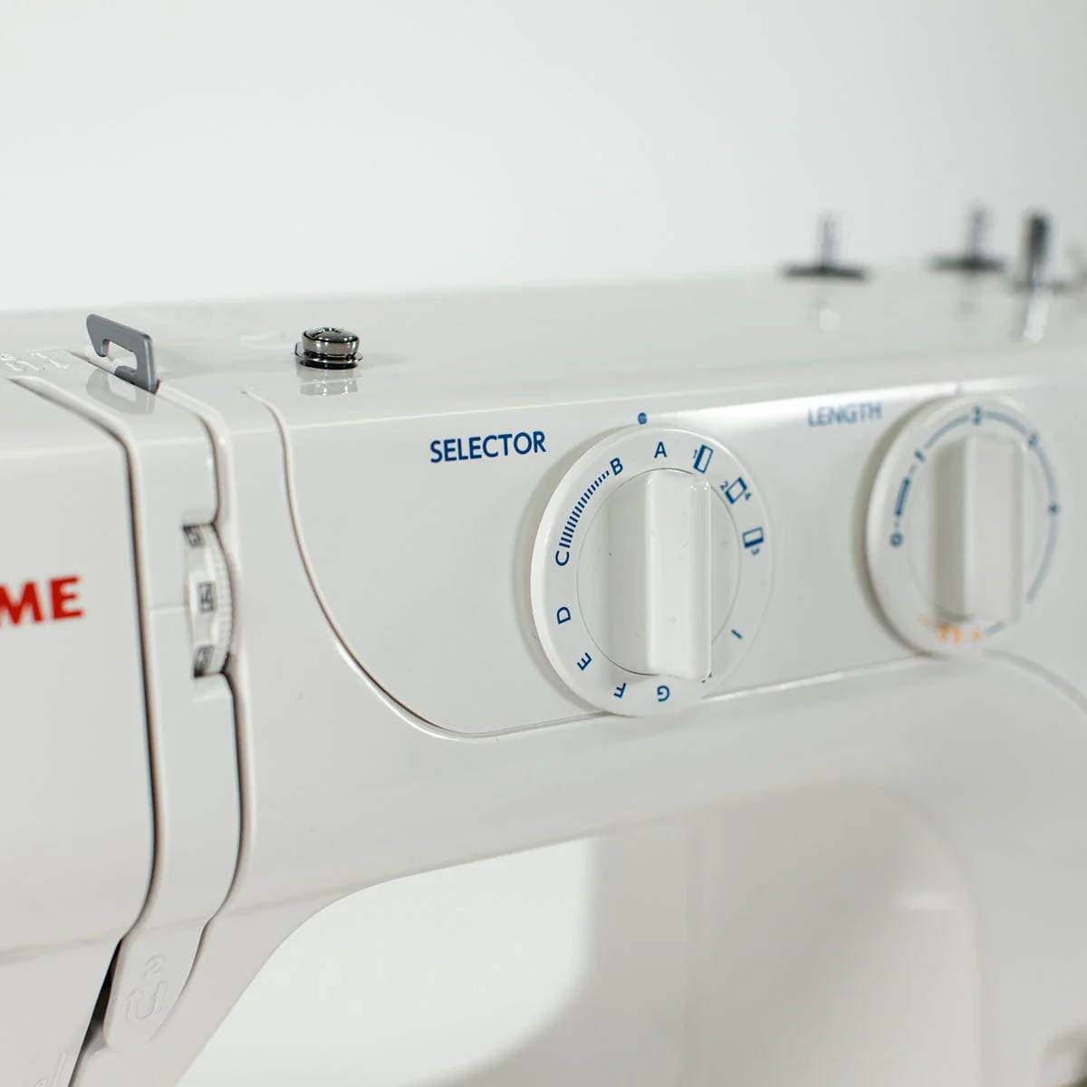 Janome J3-18 Sewing Machine - Image 10