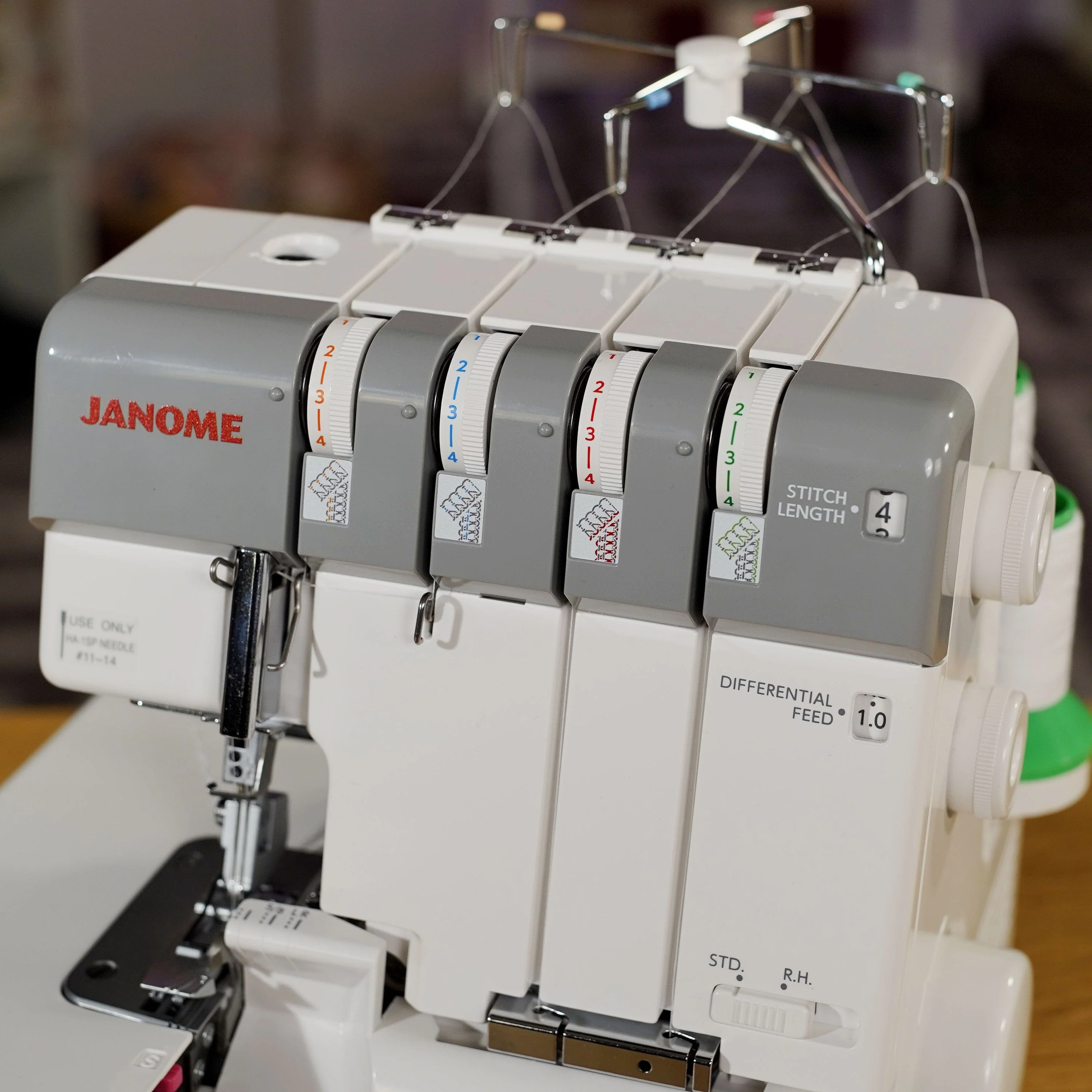 Janome MyLock 654D Overlocker - Image 16