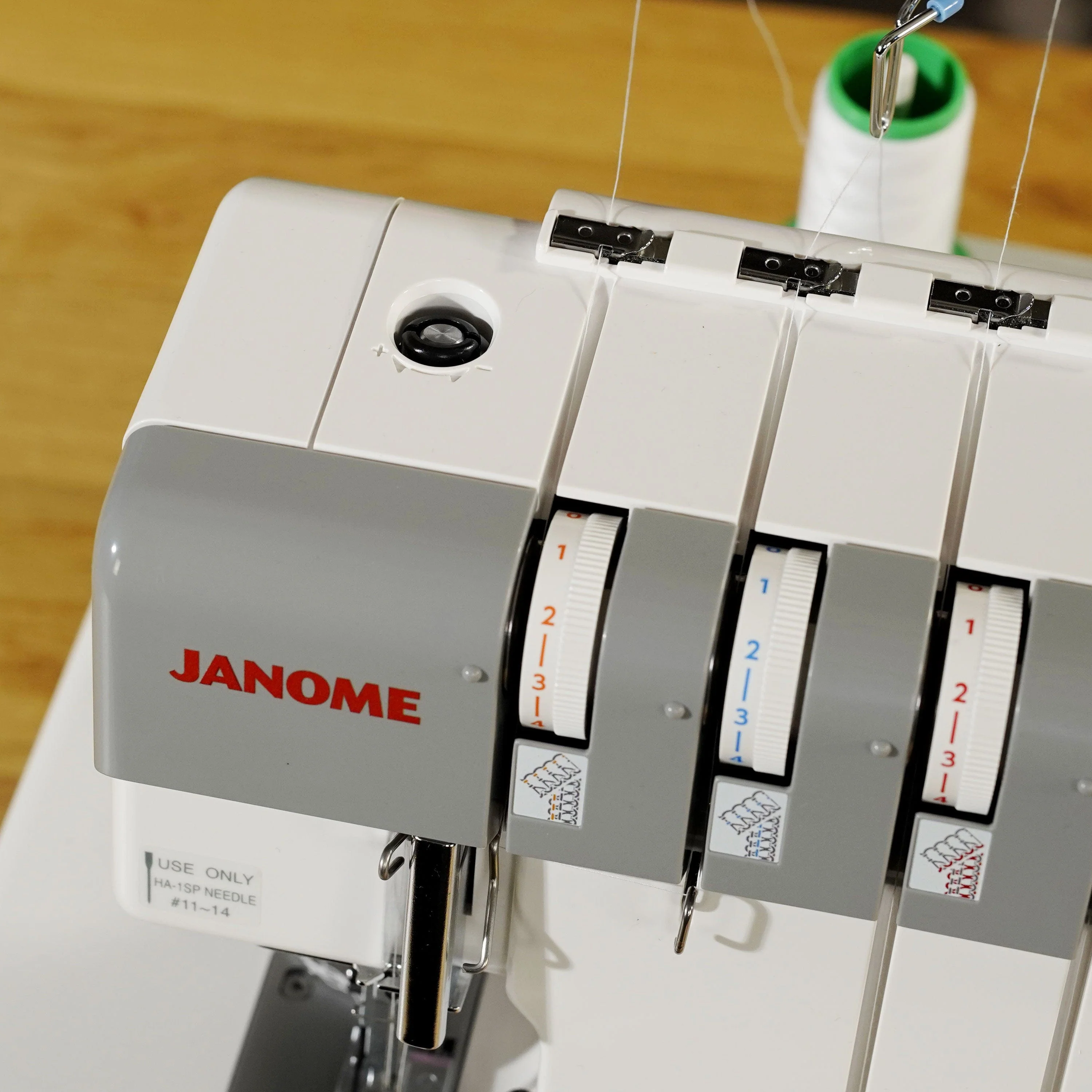 Janome MyLock 654D Overlocker - Image 18