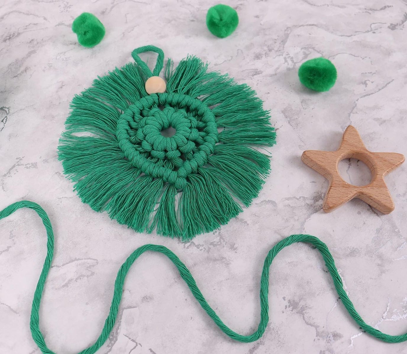 Macramé Kit Wreath Decoration: Green - Image 3