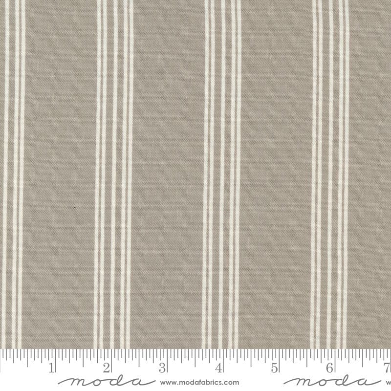 Moda Seaglass Summer Fabric - Image 45