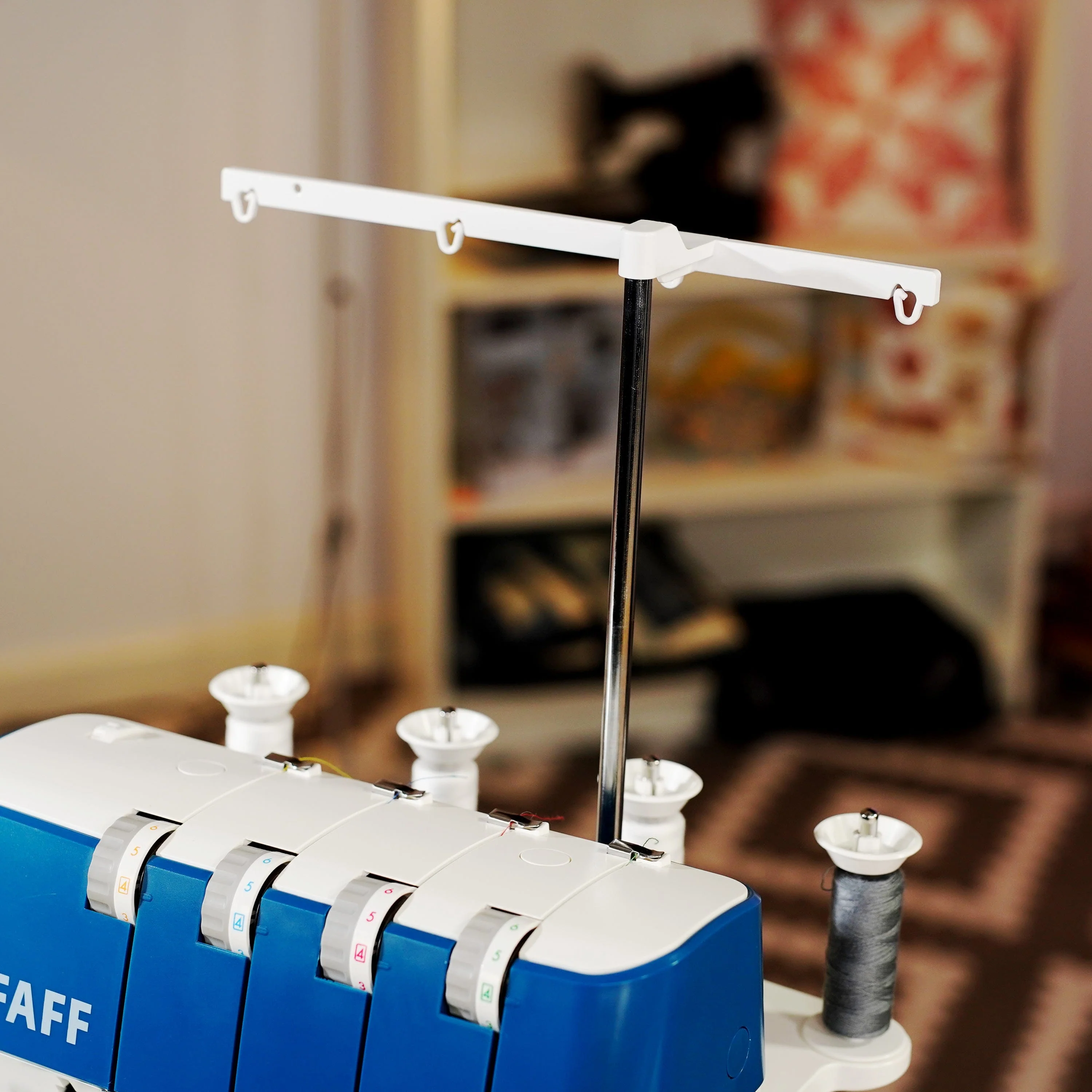 Pfaff Admire 1000 Overlocker - Image 16