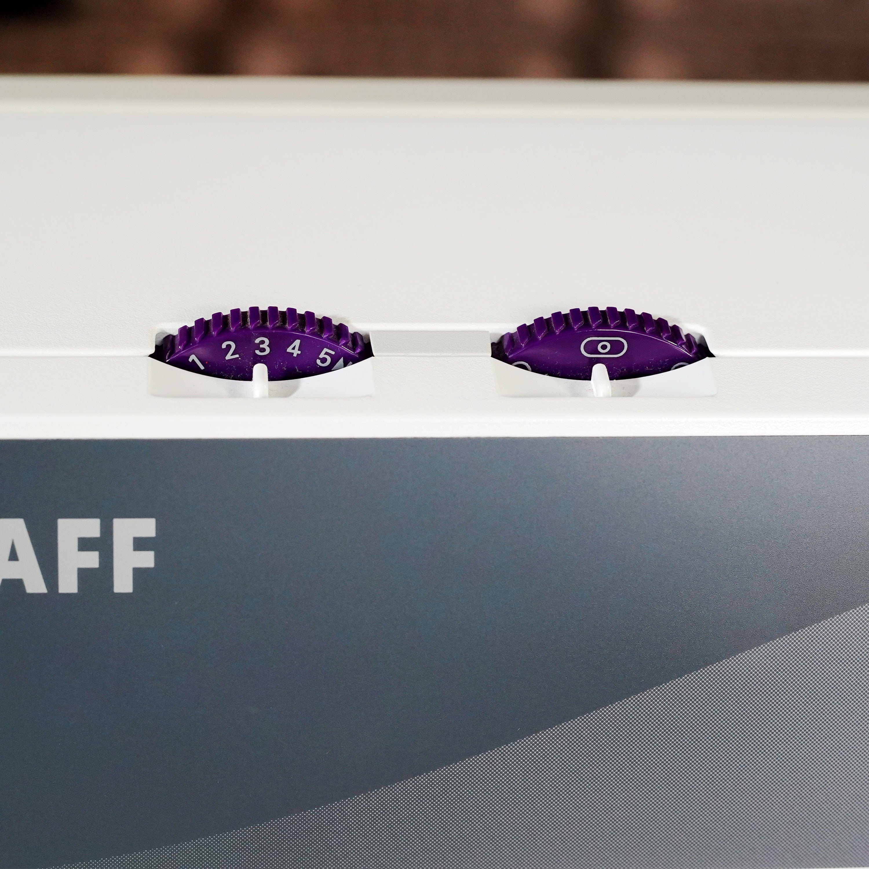 Pfaff Select 3.2 Sewing Machine - Image 12