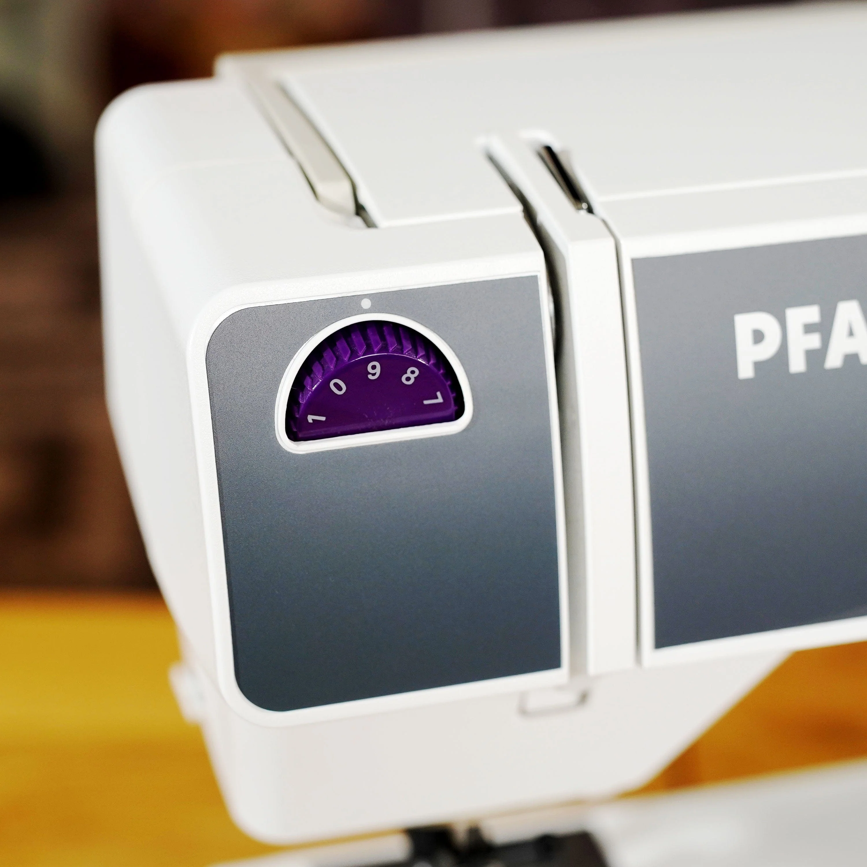 Pfaff Select 3.2 Sewing Machine - Image 19