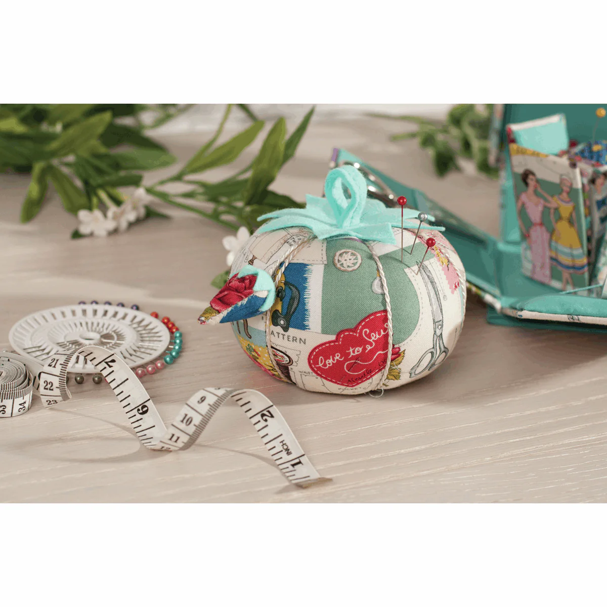 Sew Retro Pincushion - Image 3