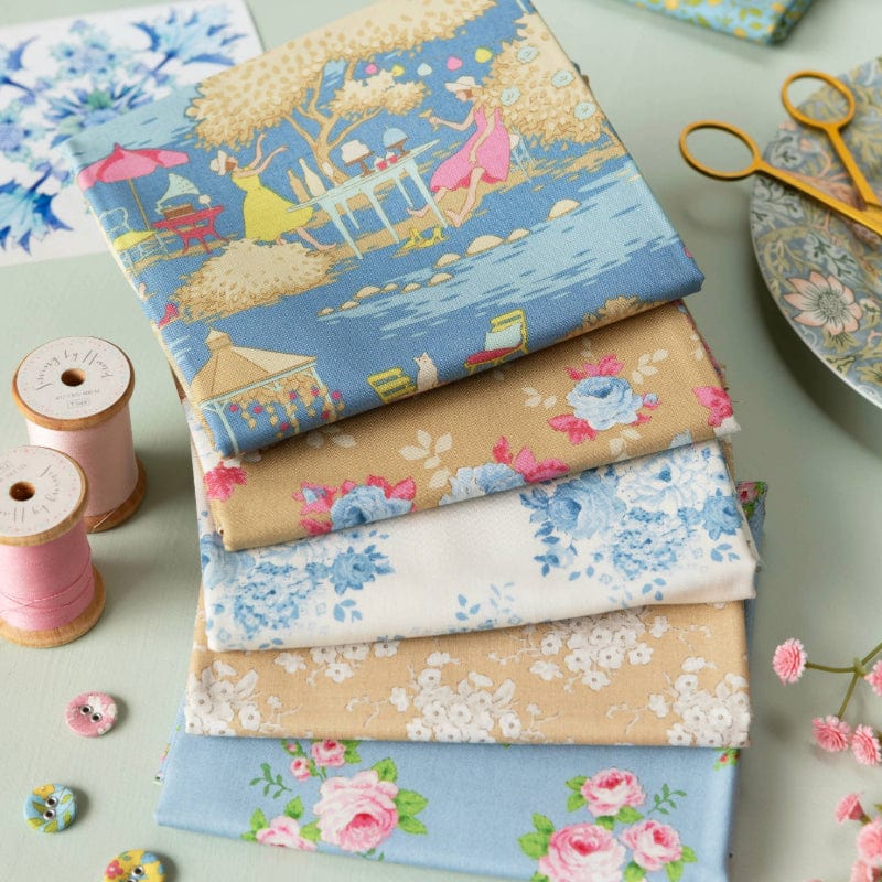 Tilda Sunday Brunch Fat Quarter Bundle 5 Piece Blue and Sand TD300225 - Image 2