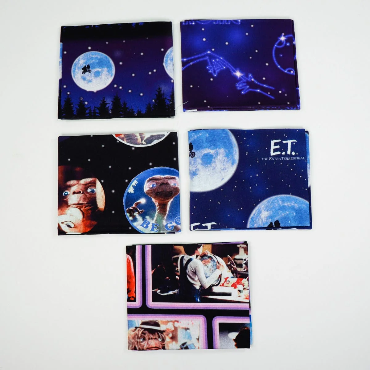 Universal Studios E.T. Fat Quarter Pack 5 Piece - Image 4