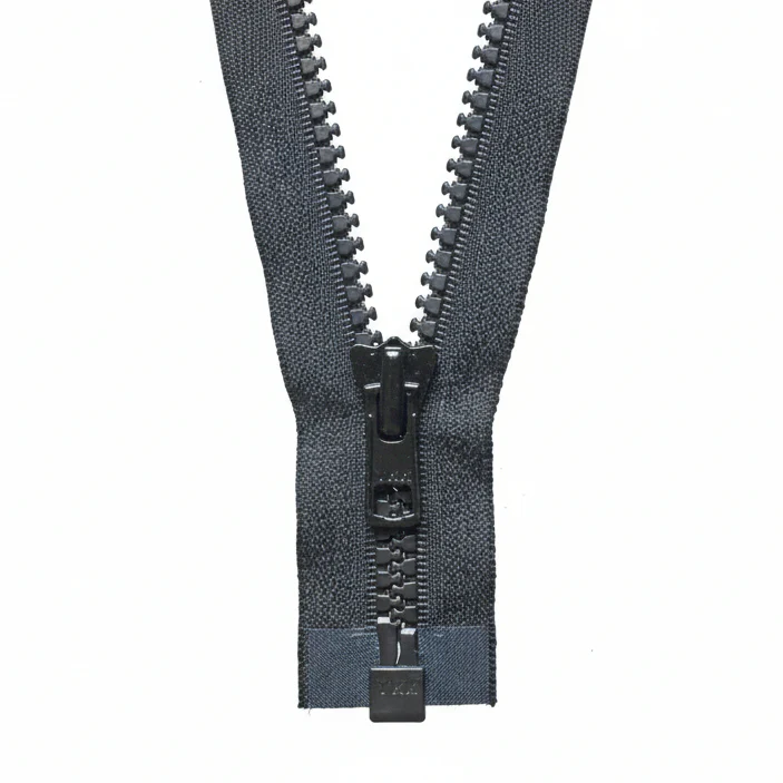 YKK Heavy Weight Open End Zip 66cm / 26 inch: Black (Colour 580)