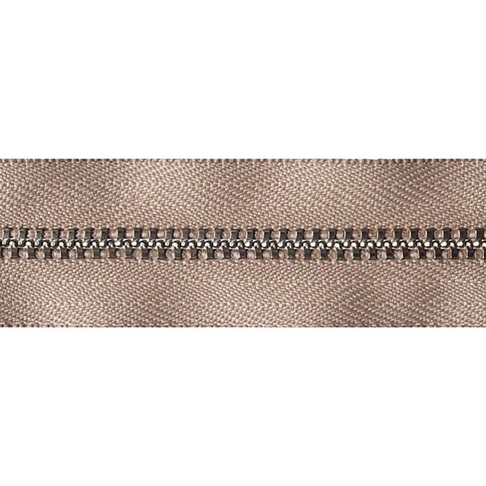 YKK Metal Trouser Zip 18cm / 7 inch: Fawn (Colour 573) - Image 2