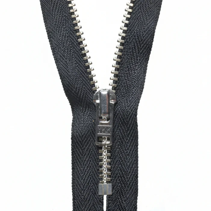 YKK Metal Trouser Zip 18cm / 7 inch: Black (Colour 580)