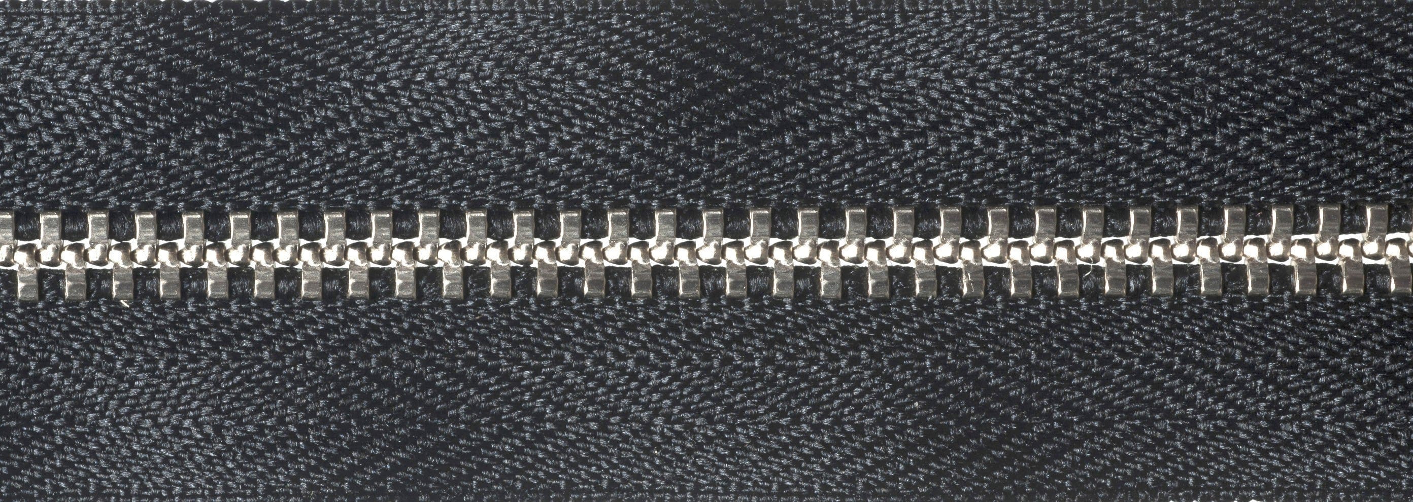 YKK Metal Trouser Zip 18cm / 7 inch: Black (Colour 580) - Image 3